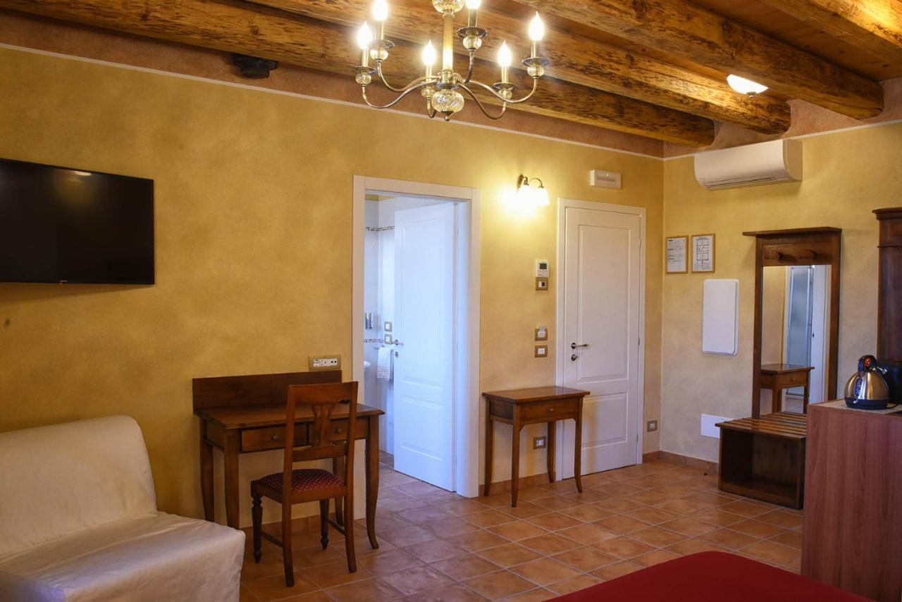 רוביגו Agriturismo Corte Benetti מראה חיצוני תמונה
