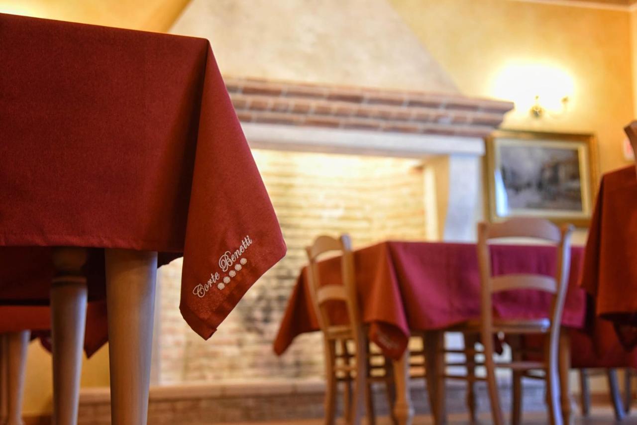 רוביגו Agriturismo Corte Benetti מראה חיצוני תמונה