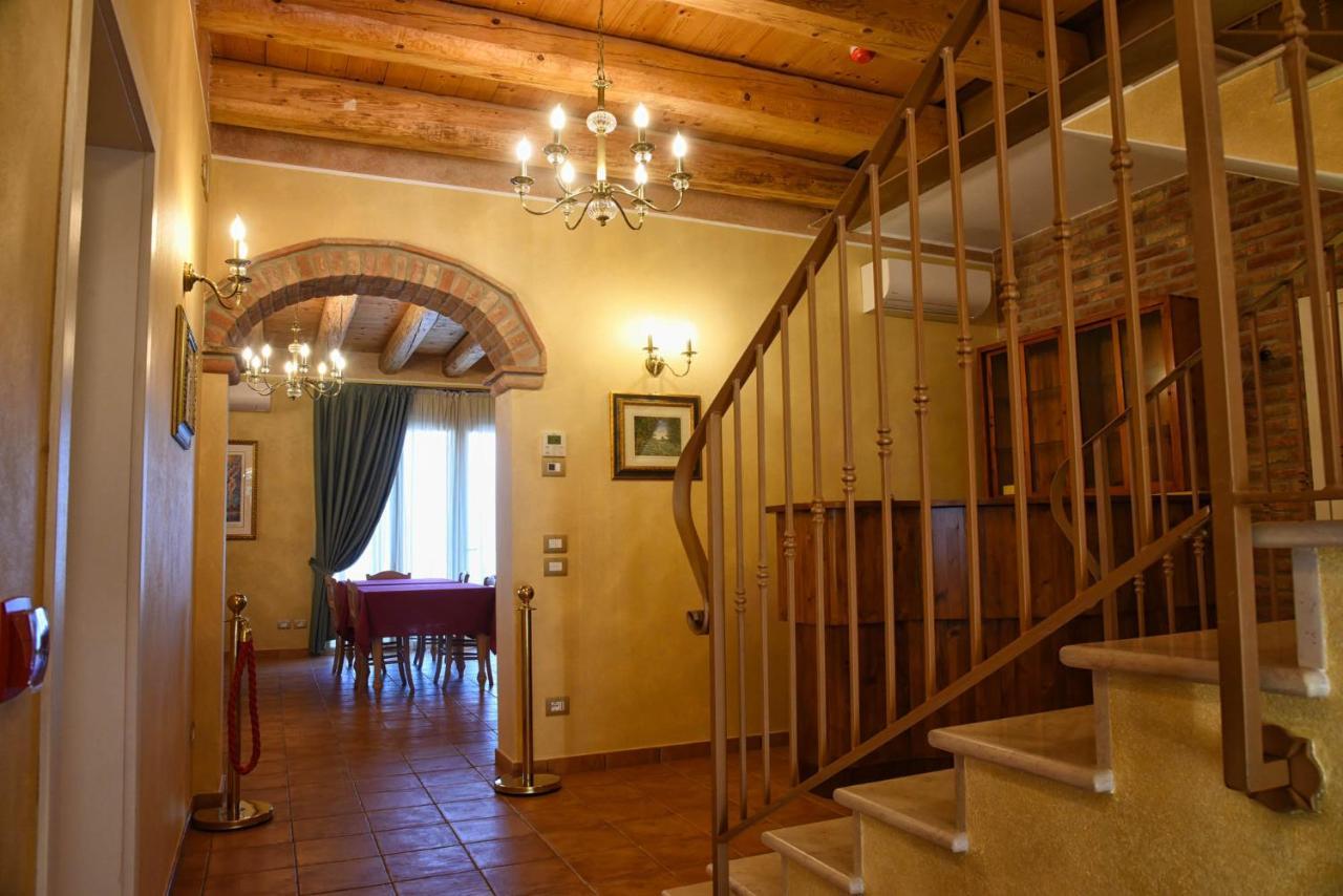 רוביגו Agriturismo Corte Benetti מראה חיצוני תמונה